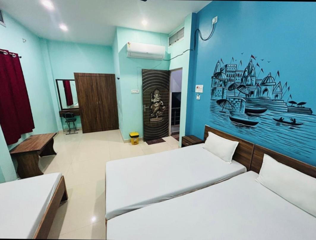 Lotus Paying Guest House Varanasi Exterior foto