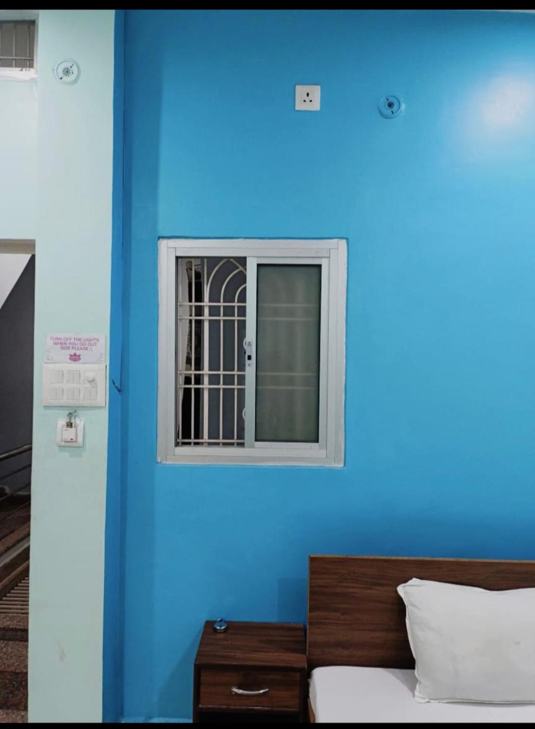 Lotus Paying Guest House Varanasi Exterior foto